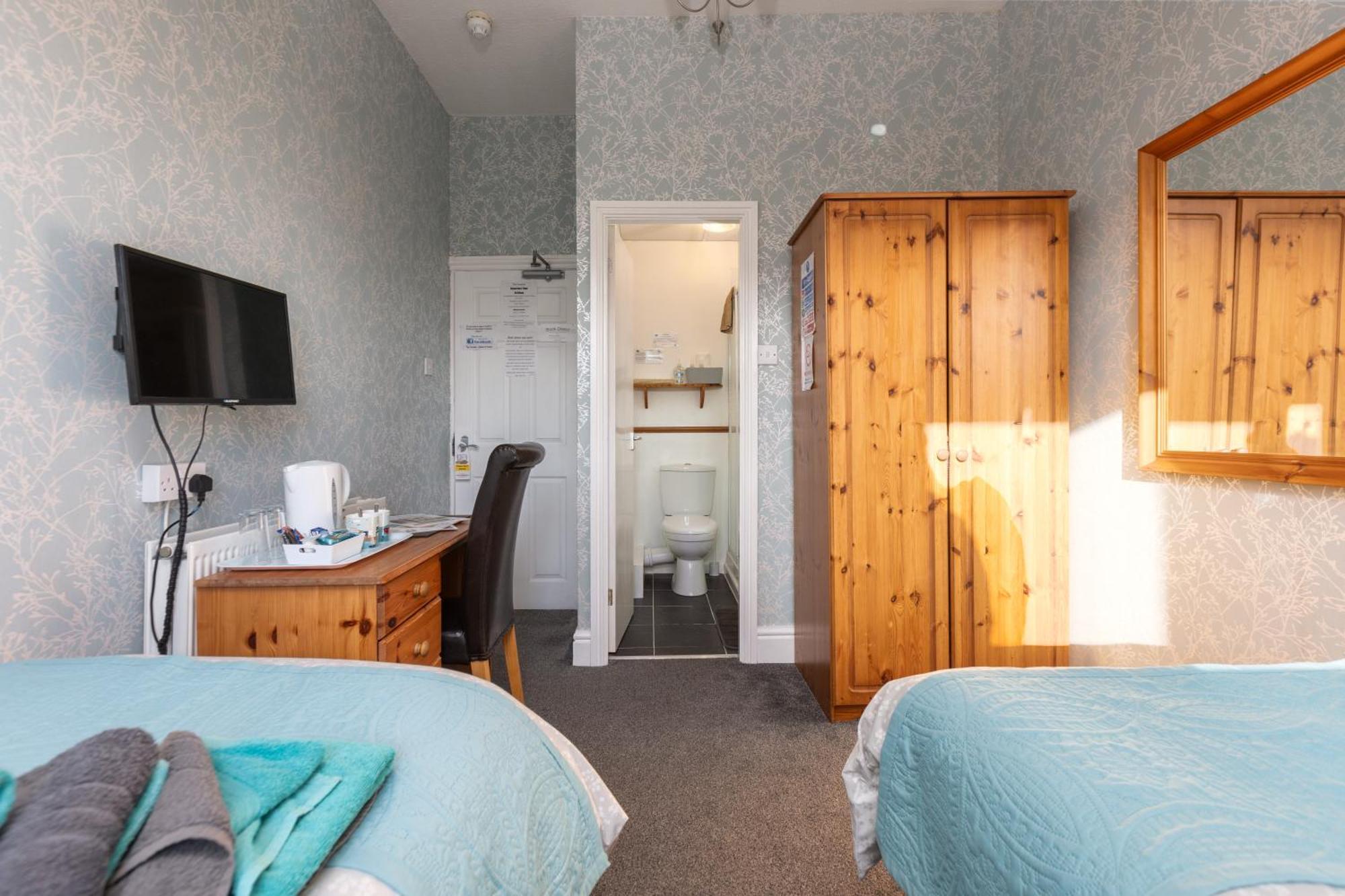 Bed and Breakfast The Fairmile Lytham St Annes Exterior foto