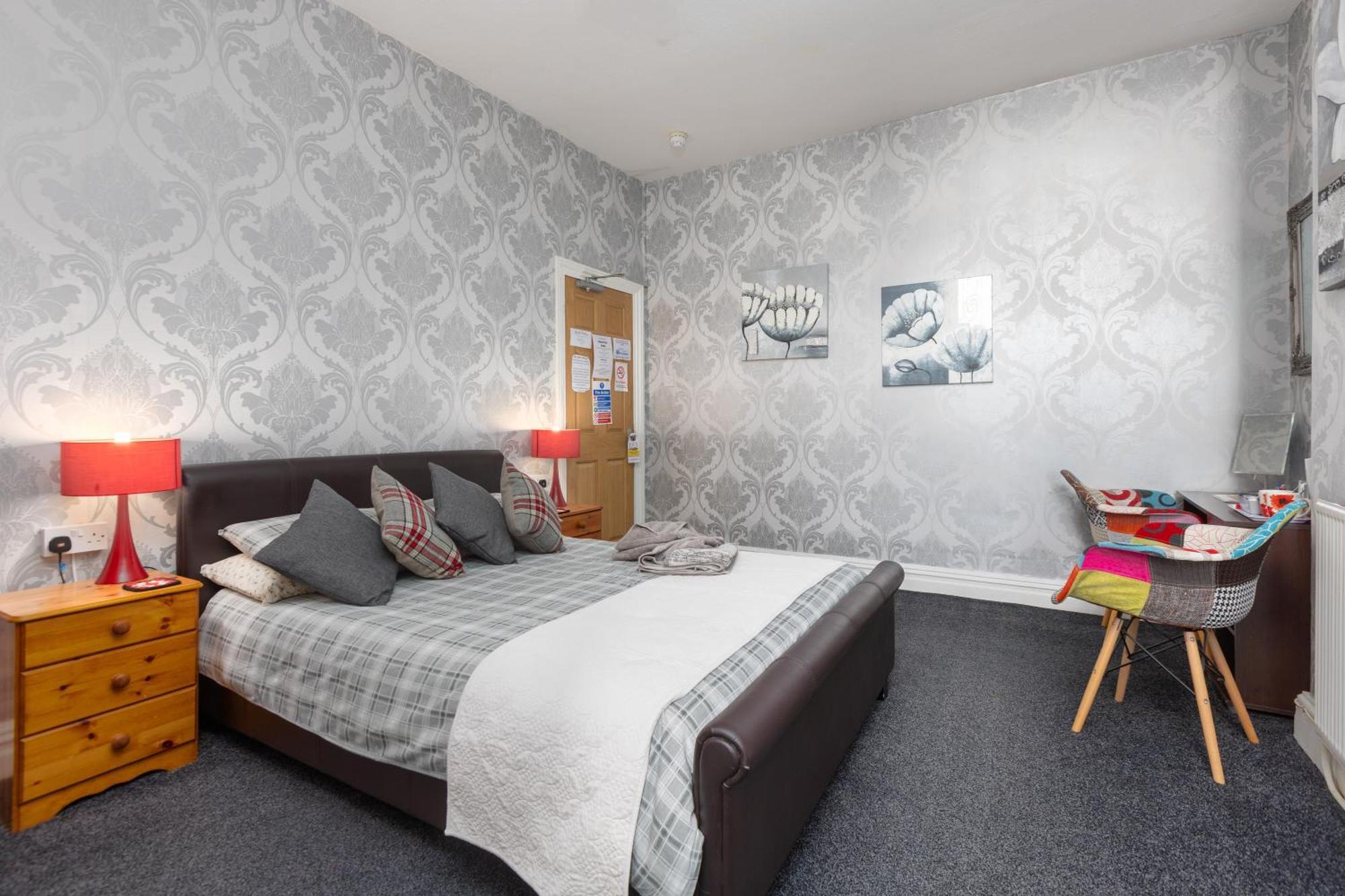 Bed and Breakfast The Fairmile Lytham St Annes Exterior foto