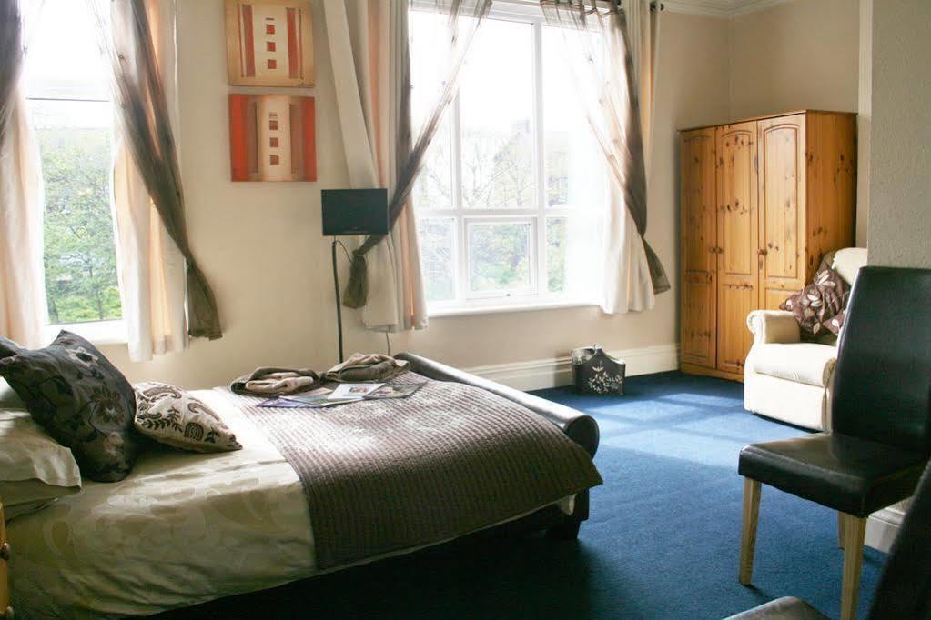 Bed and Breakfast The Fairmile Lytham St Annes Exterior foto